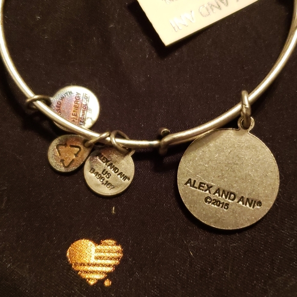 🆕️NWT Alex and Ani "daughter" bracelet - Picture 3 of 3